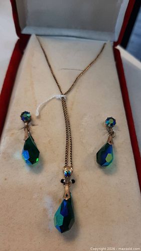 Jeweline Jewellery Set (1 of 4)