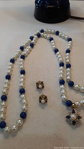 Vintage Jewellery Set (1 of 4)