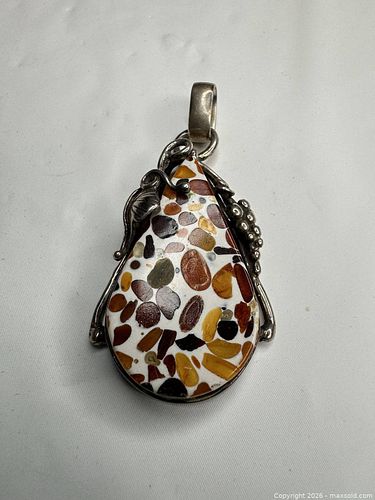 Lot #105 (1 of 5)
