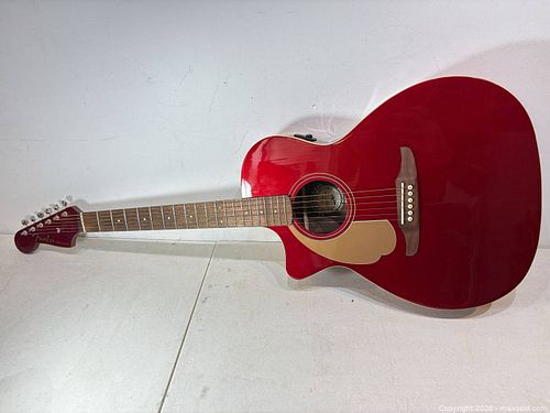 Left Hand FENDER NEWPORTER Electric Acoustic Guitar With Shoulder/Hand Carry Guitar Bag. California Series. (1 of 15)