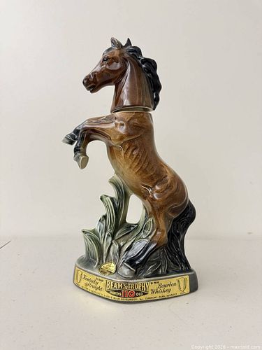 Lot #798 (1 of 4)