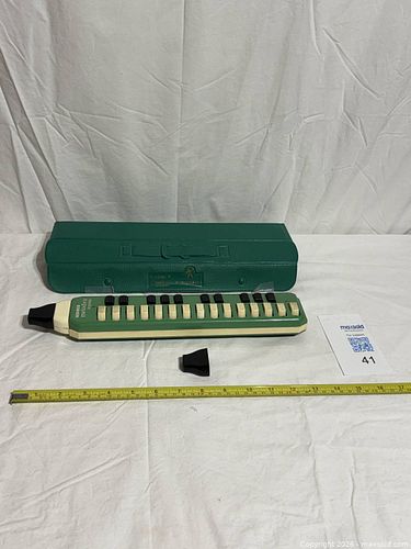 Lot #41 (1 of 7)