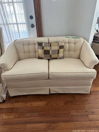 Lot #9 (1 of 5)