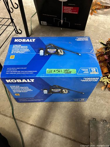 Lot #561 (1 of 4)