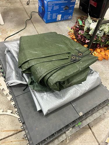 Mixed lot: interlocking tiles, foam tiles, tarps, industrial style rugs and oval area rug (1 of 12)