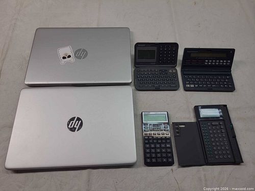 HP laptops with Sharp & TI calculators / electronic organizers (1 of 6)