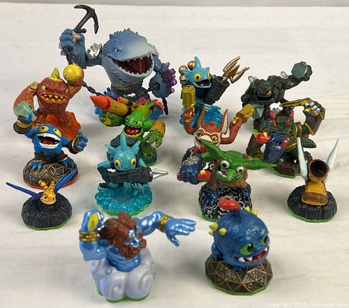 Lot #961 (1 of 8)