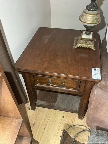 Lot #256 (1 of 5)