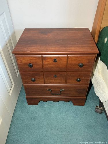 Lot #346 (1 of 9)