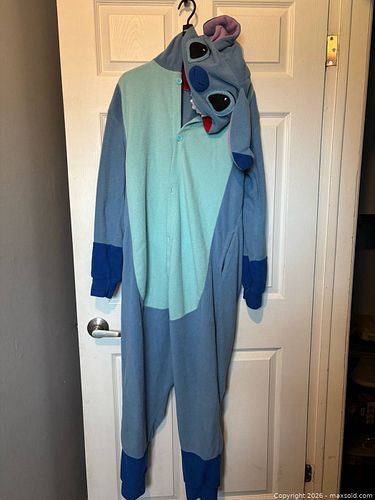Lot #1 (1 of 4)
