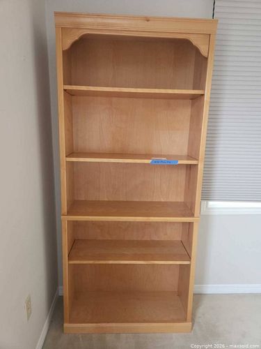 Lot #25 (1 of 16)
