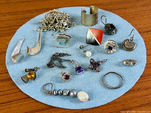 Lot #436 (1 of 7)