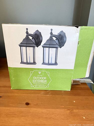 Lot #6 (1 of 5)