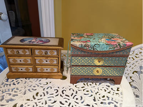 Lot #81 (1 of 5)