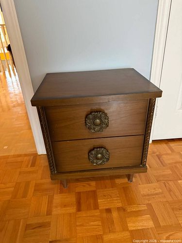 Lot #121 (1 of 5)