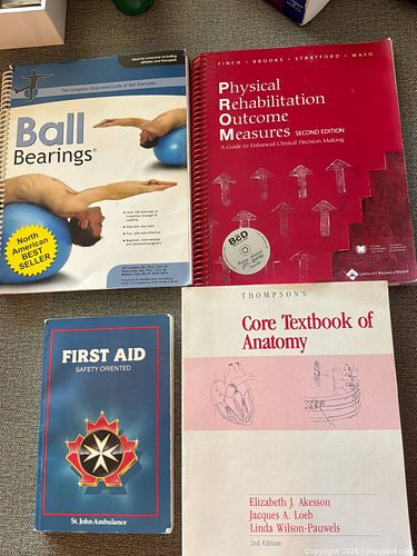 Books for fitness cans physiotherapy professionals  (1 of 3)