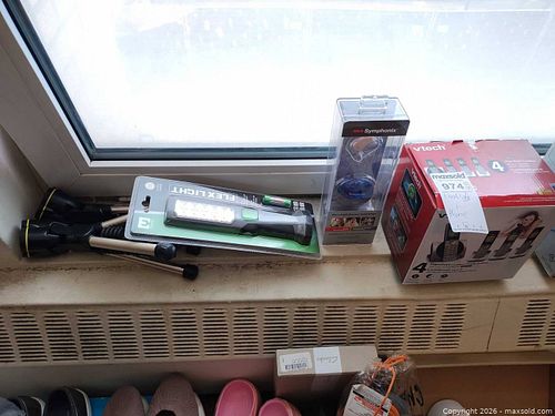 Lot: RCA Symphonix Amp, VTech 4-Handset Cordless Phone & Accessories B (1 of 7)