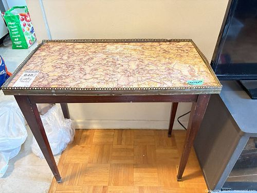 Mid-Century Solid Wood Nesting Side / End Tables D (1 of 9)