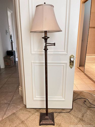 Lot #46 (1 of 4)