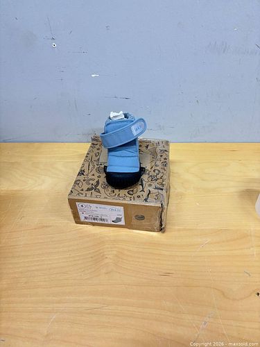 Lot #44 (1 of 4)