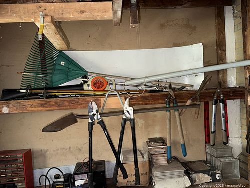 Gardening tools (1 of 15)