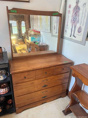 Solid Wood Dresser With Mirror  (1 of 18)
