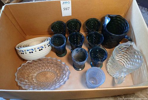 Lot #587 (1 of 8)