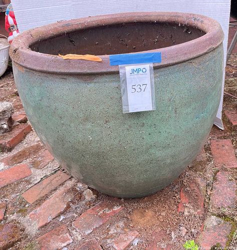 Lot #537 (1 of 4)