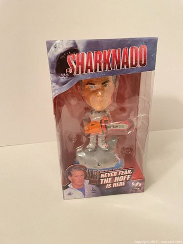 Lot #15 (1 of 12)
