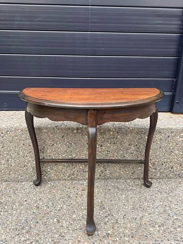 Lot #28 (1 of 9)
