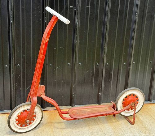 VINTAGE 1950's HAMILTON GREYHOUND CHILDRENS SCOOTER W/ BRAKE (1 of 7)