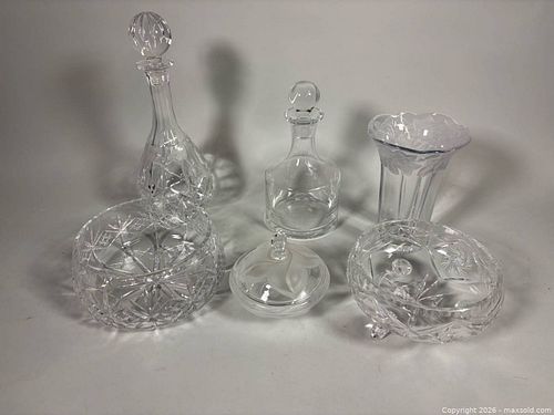 Lot #697 (1 of 17)