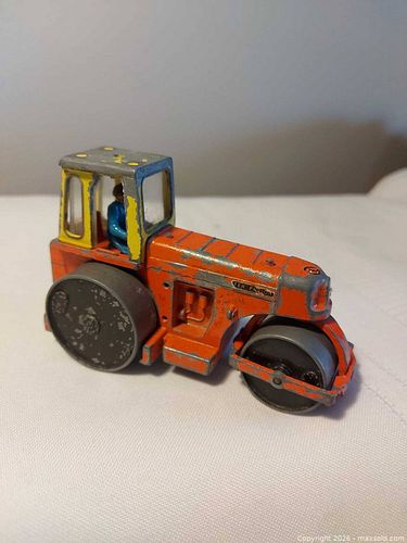 Lot #97 (1 of 8)