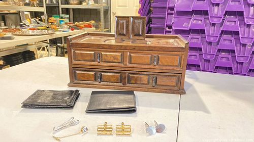Mele Wood Jewelry Box, TUMI Wallet & Men’s Accessory Lot (1 of 18)