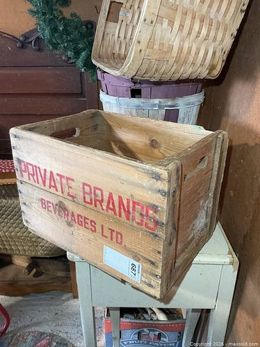 Lot #687 (1 of 6)