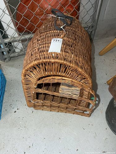 Lot #731 (1 of 8)