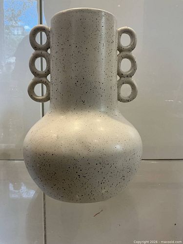 Lot #44 (1 of 8)
