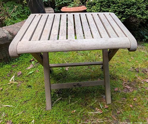 Small teak outdoor folding table (1 of 5)