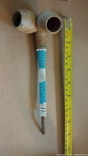 Pipe with two bowls  (1 of 4)