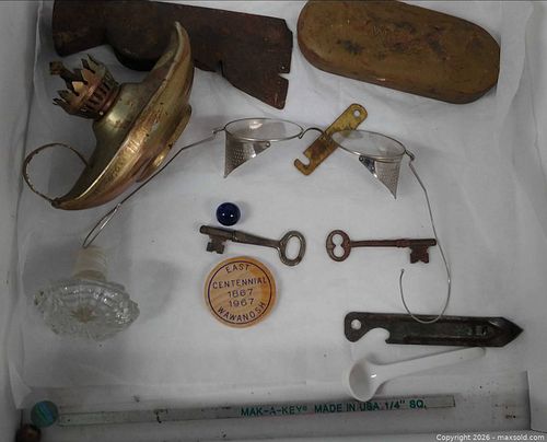 vintage knicknacks (1 of 4)