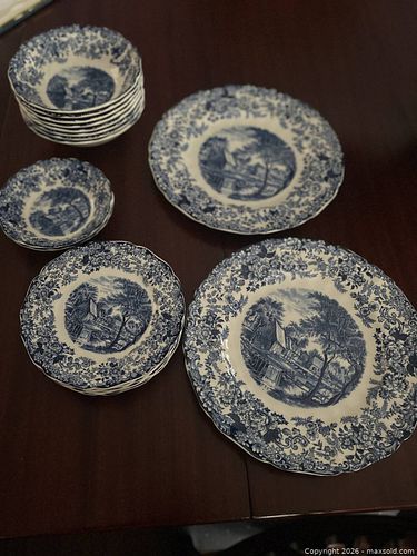 Lot #11 (1 of 16)