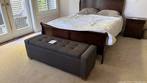 Lot #96 (1 of 7)