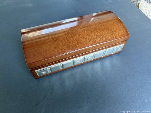 Lot #31 (1 of 7)
