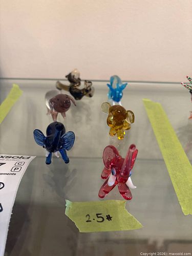 Lot #77 (1 of 13)