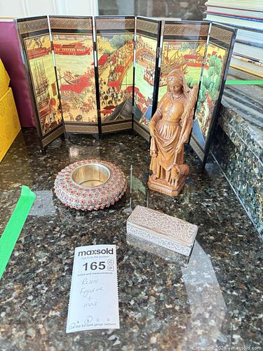 Lot #165 (1 of 8)