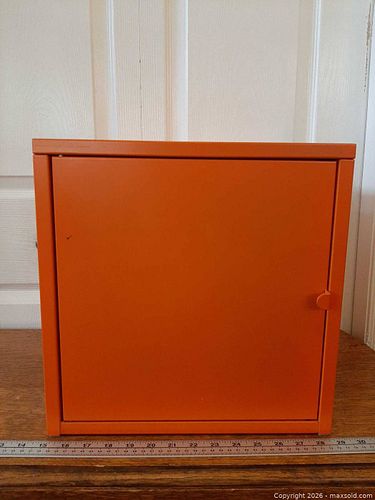 Lot #101 (1 of 12)