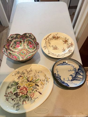 Lot #24 (1 of 9)