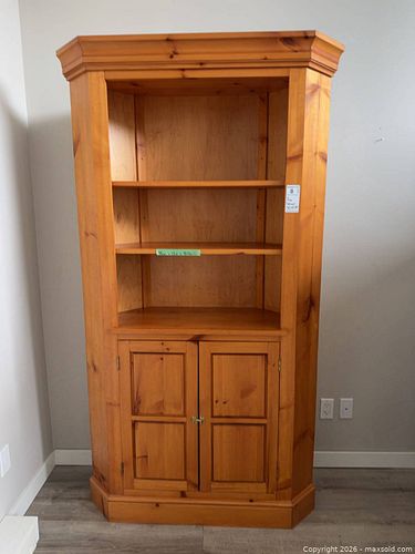 Lot #8 (1 of 6)