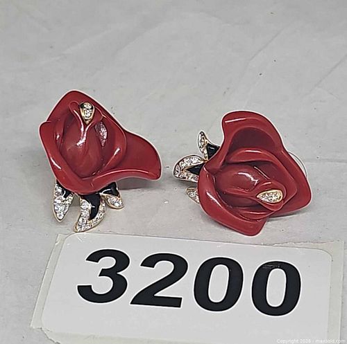 KJL Kenneth Jay Lane Red Rose Rhinestone pierced earrings (1 of 7)