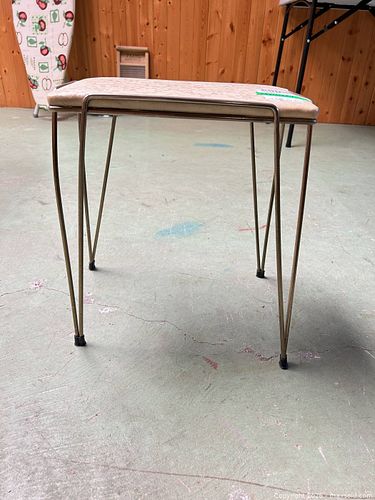 Lot #600 (1 of 6)